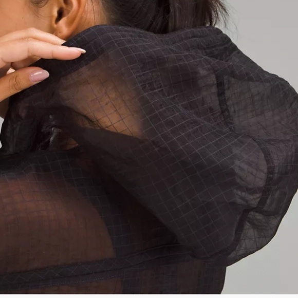 LULULEMON Translucent Hooded Jacket.NWOT. - Picture 6 of 8